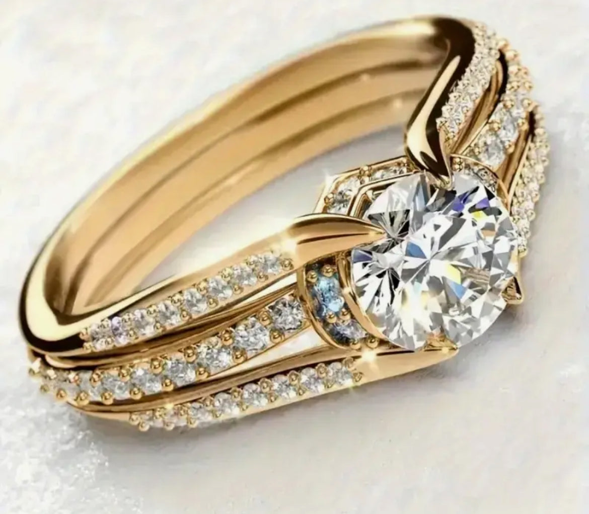 Elegant CZ Engagement ring Gold