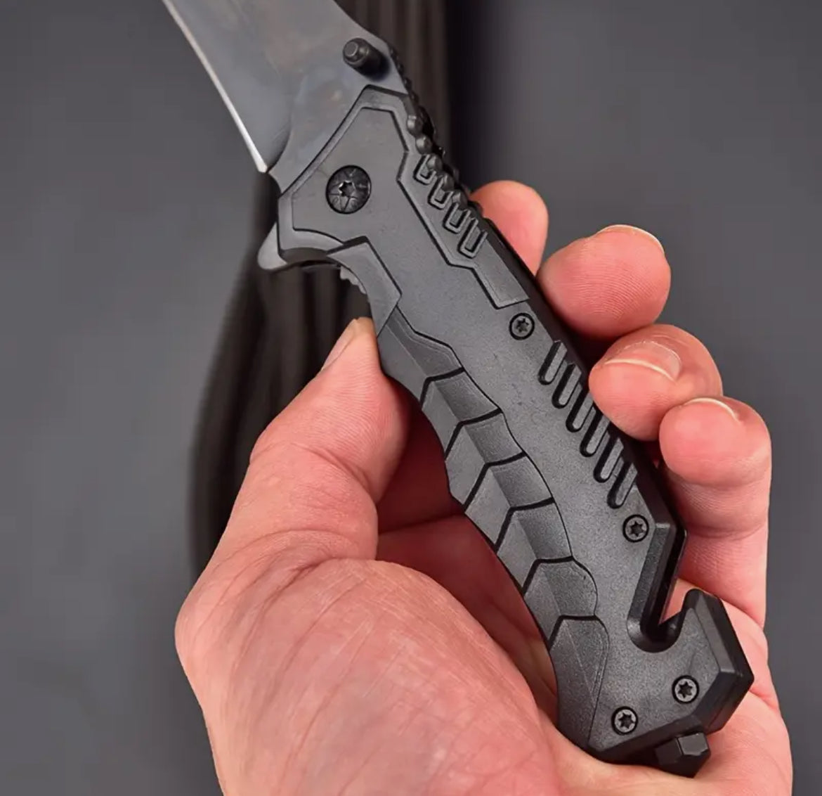 The ultimate survival pocket knife